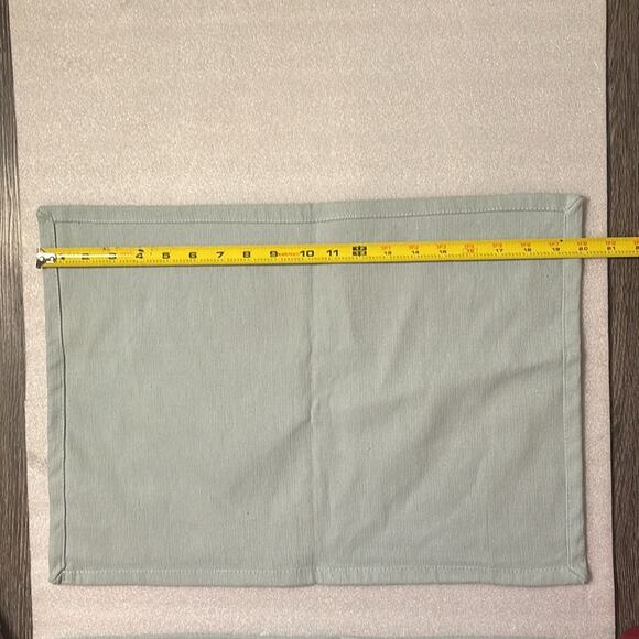 Mint Green Textured Placemats 2 Table Linens Party Holiday Dining  Christmas - Picture 5 of 6